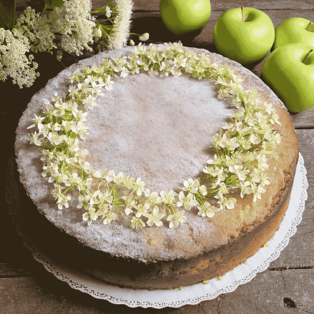 TORTA DI MELE CON FIORI DI SAMBUCO